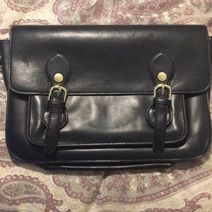 Steven Messenger Bag